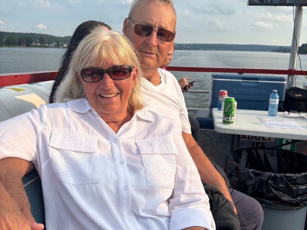 Dylan Lock Sunset Cruise & Concert-Penetanguishene必去景点
