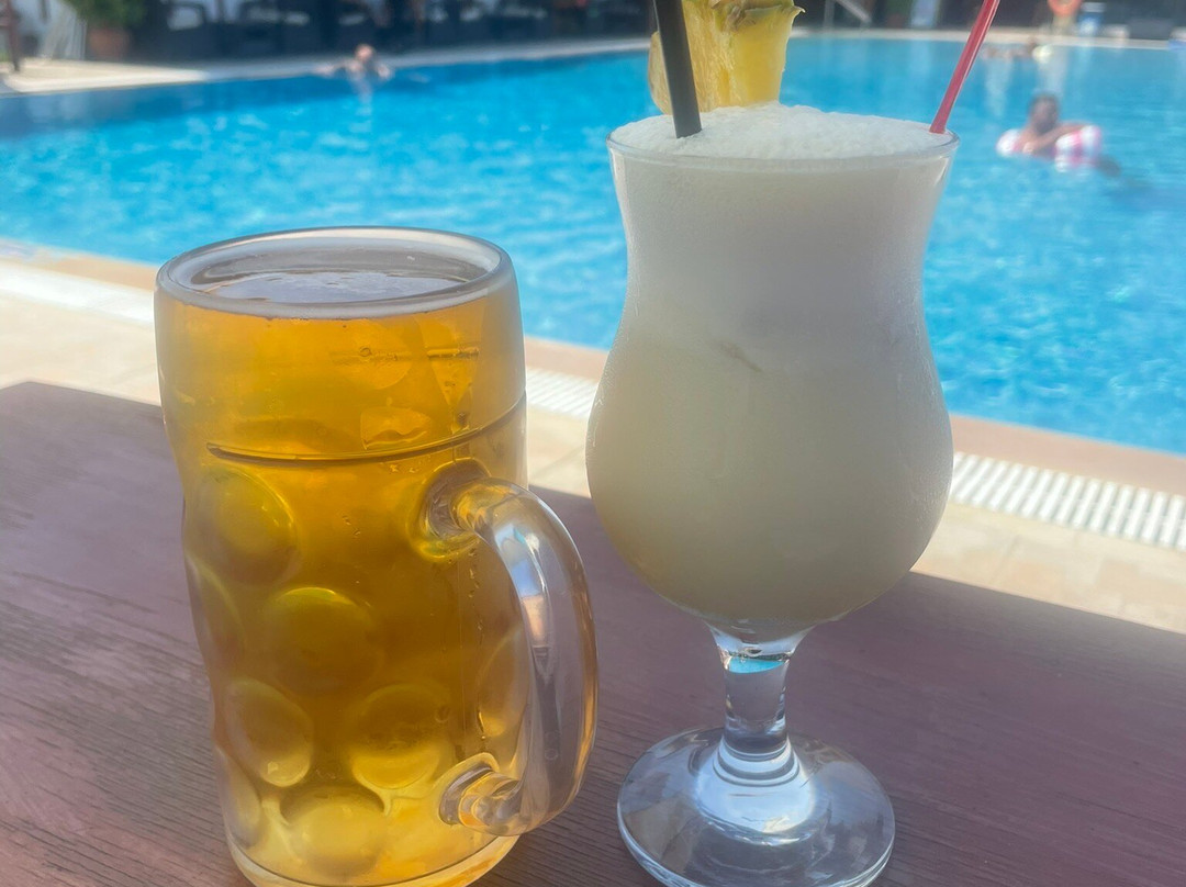 Thomas Bay Hotel主图