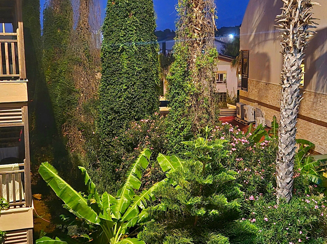Can Garden Resort Hotel主图