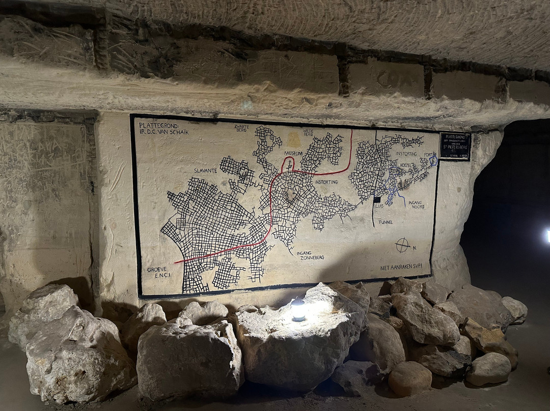 马斯特里赫特旅游景点-North Caves Maastricht Underground