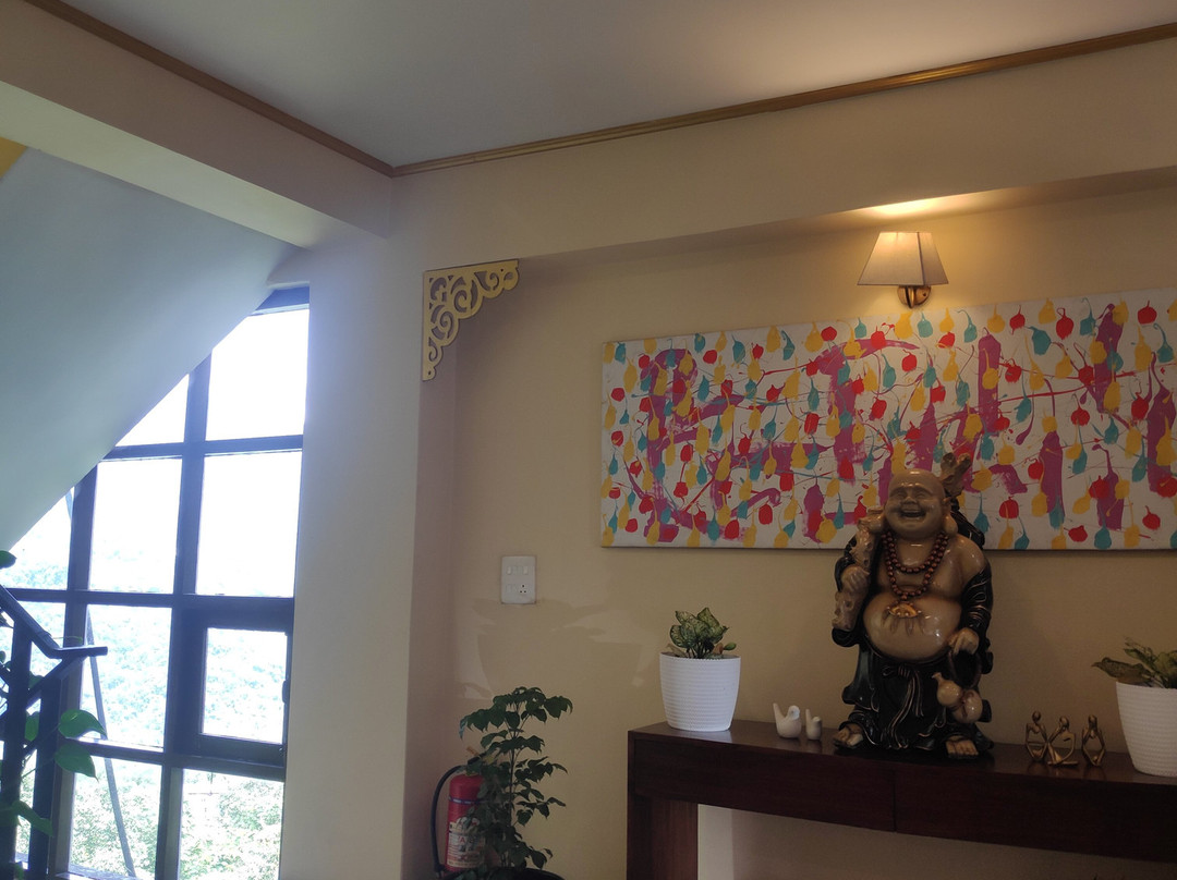 喜马拉雅山酒店主图