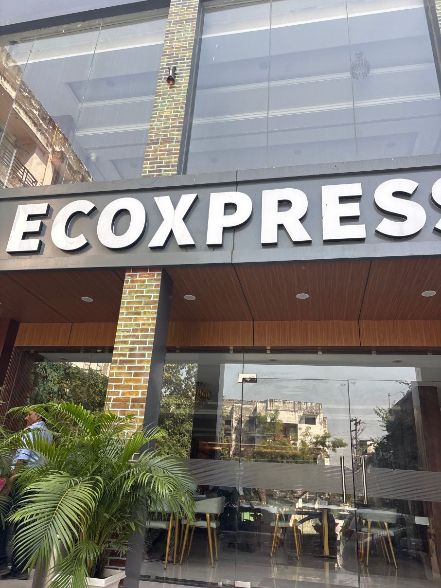 The Ecoxpress  Satva Varanasi-旅行者