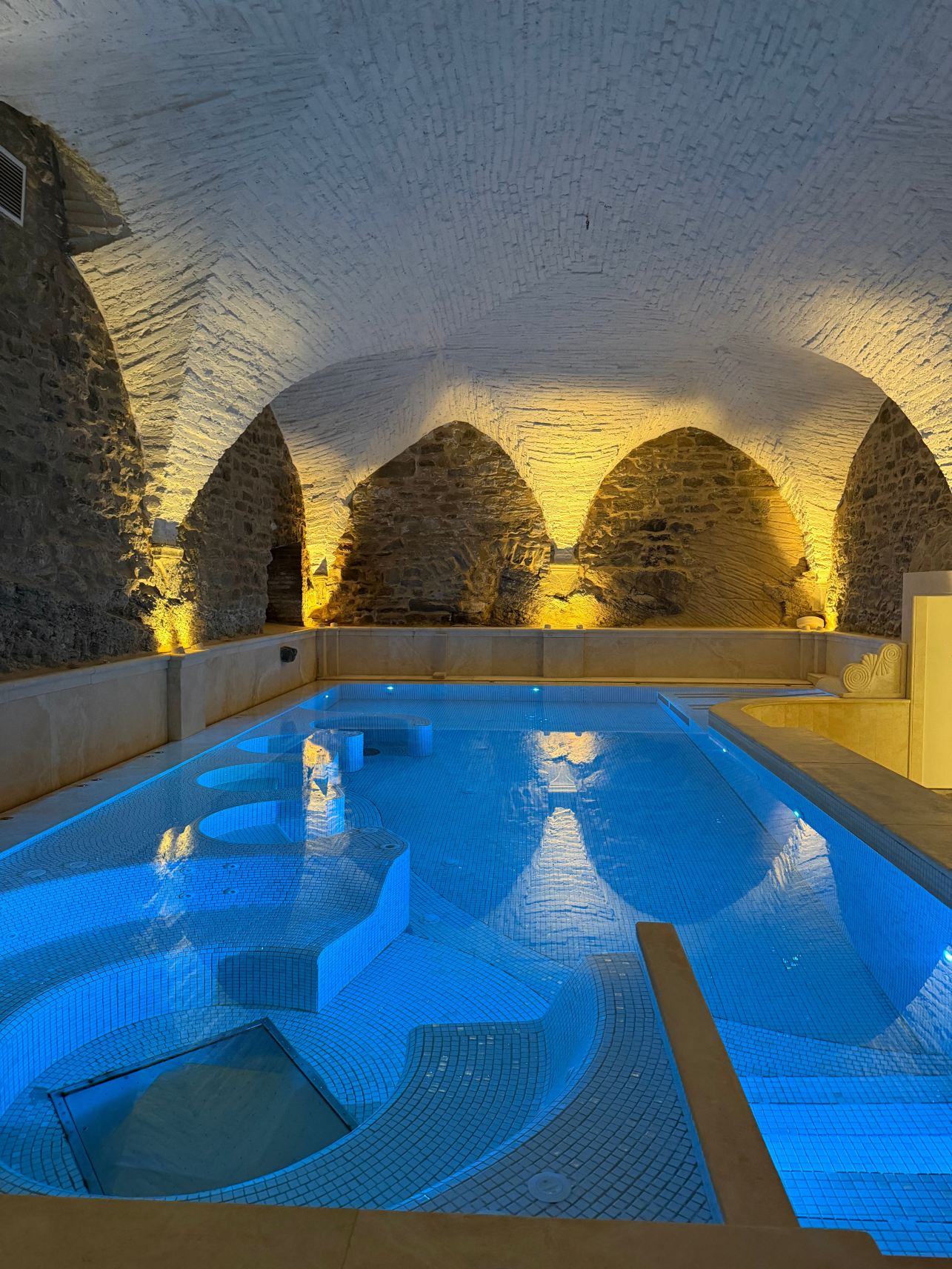 莫纳斯泰罗迪科多纳Spa 酒店-旅行者