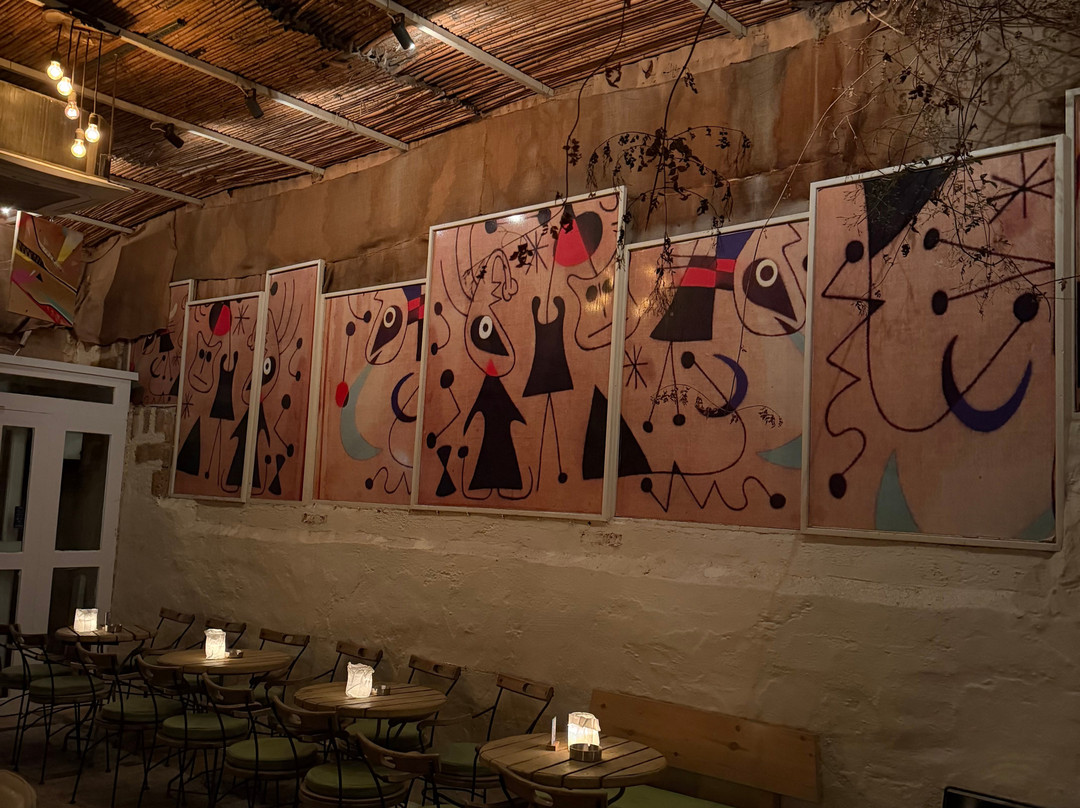 Sinagogi open air bar-干尼亚必去景点