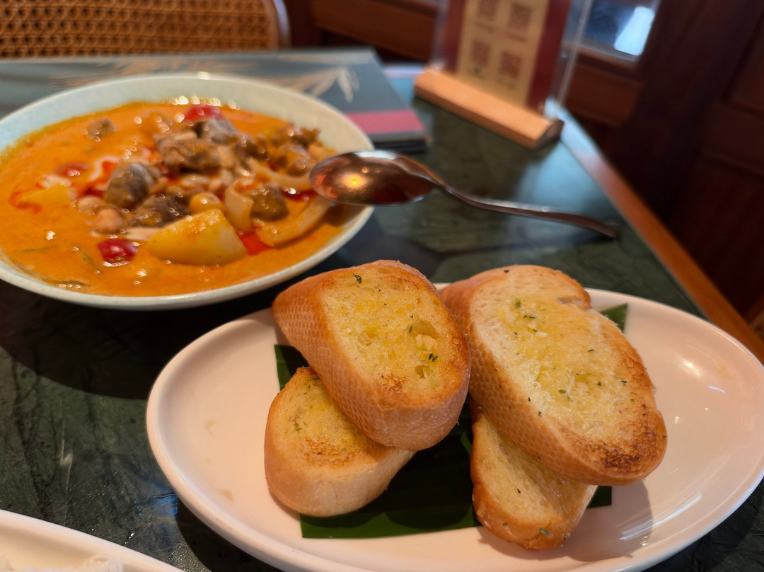 Ruen Thai & Vietnamese