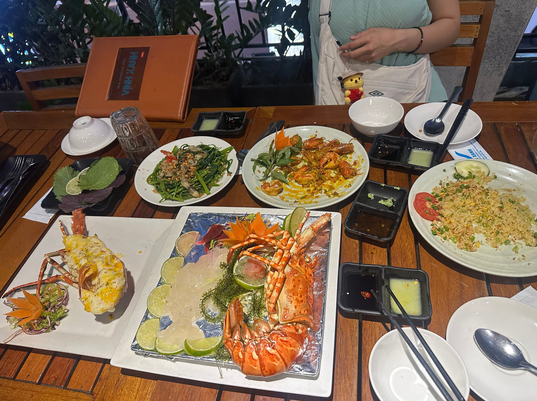 Nhà hàng Vịnh Xanh Nha Trang