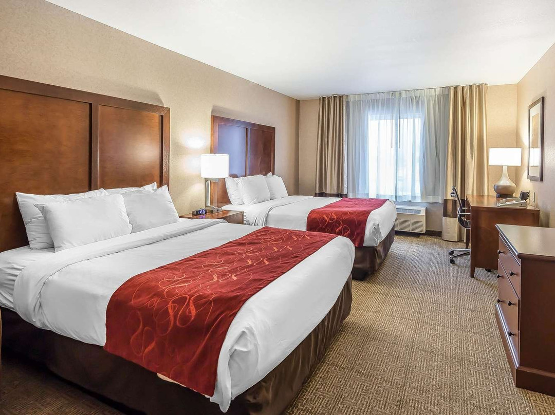 Comfort Suites Anchorage International Airport