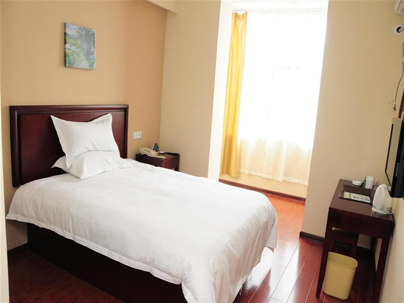 静乐县酒店住宿-格林豪泰太原理工大学快捷酒店