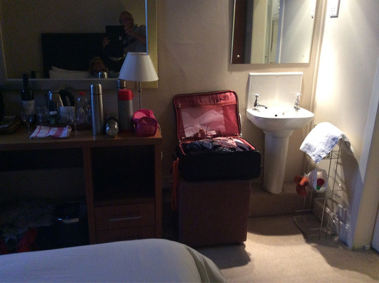 Poppies Hotel & Restaurant