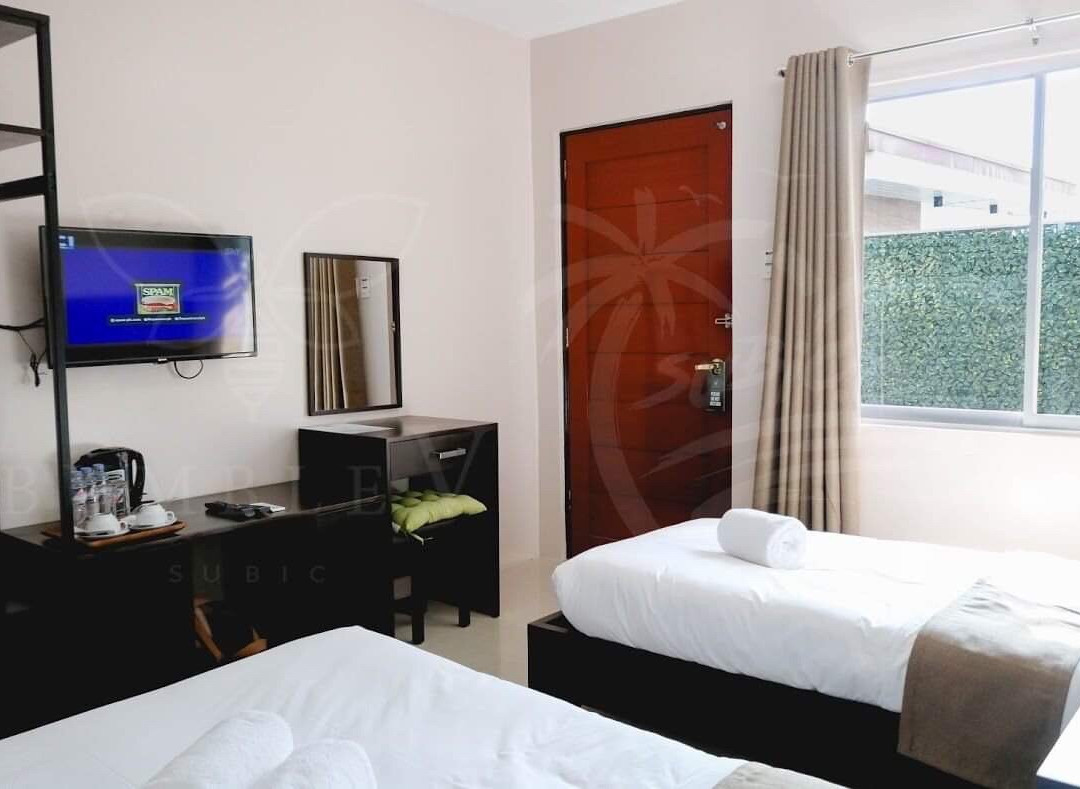 Bumble V Hotel Subic