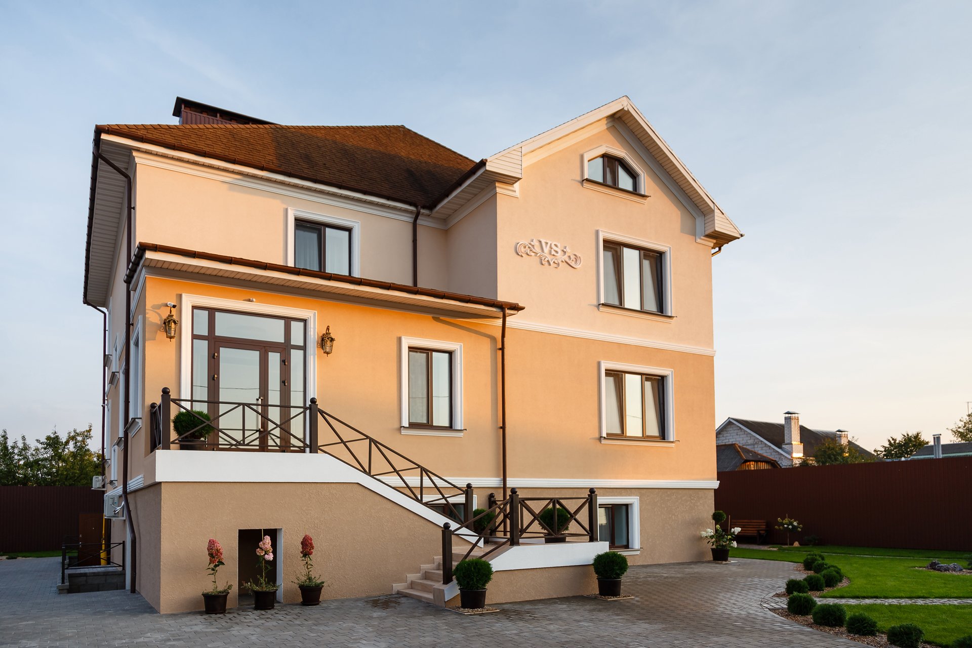 Villa Sarra-官方