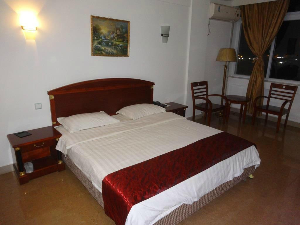 Liberia Golden Gate Hotel