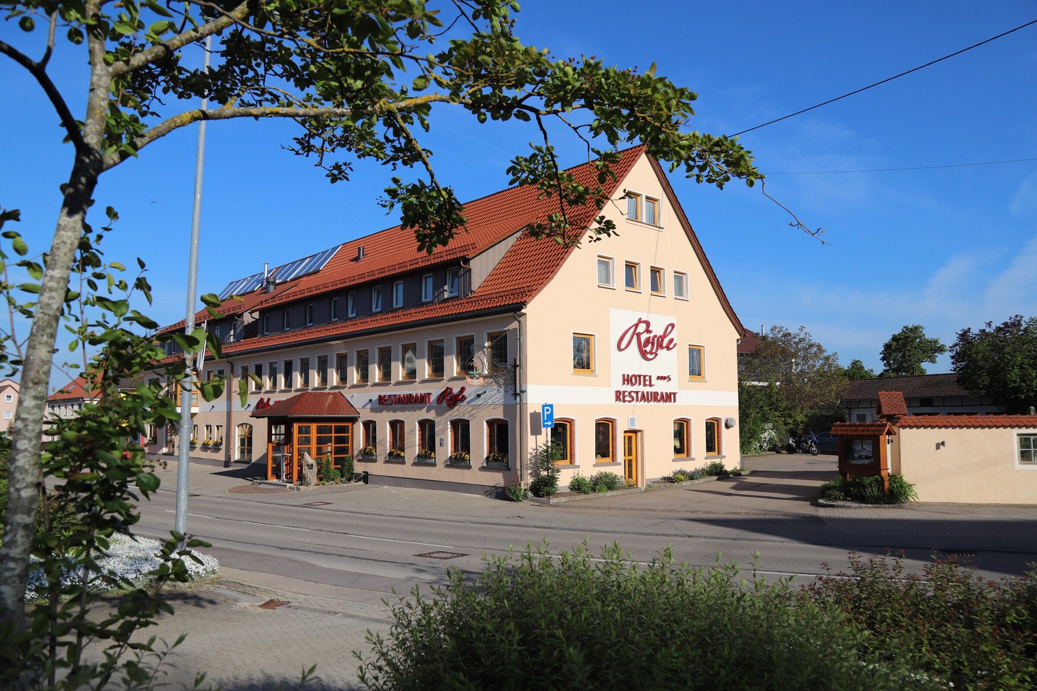 Landgasthof Roessle-官方
