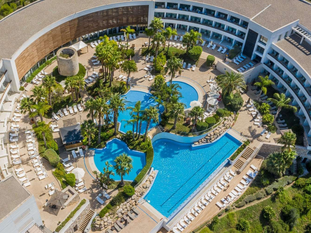 Sant Pere de Ribes酒店住宿-锡切斯多尔切酒店