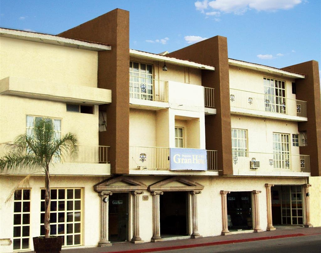 Calvillo酒店住宿-Pequeno Gran Hotel