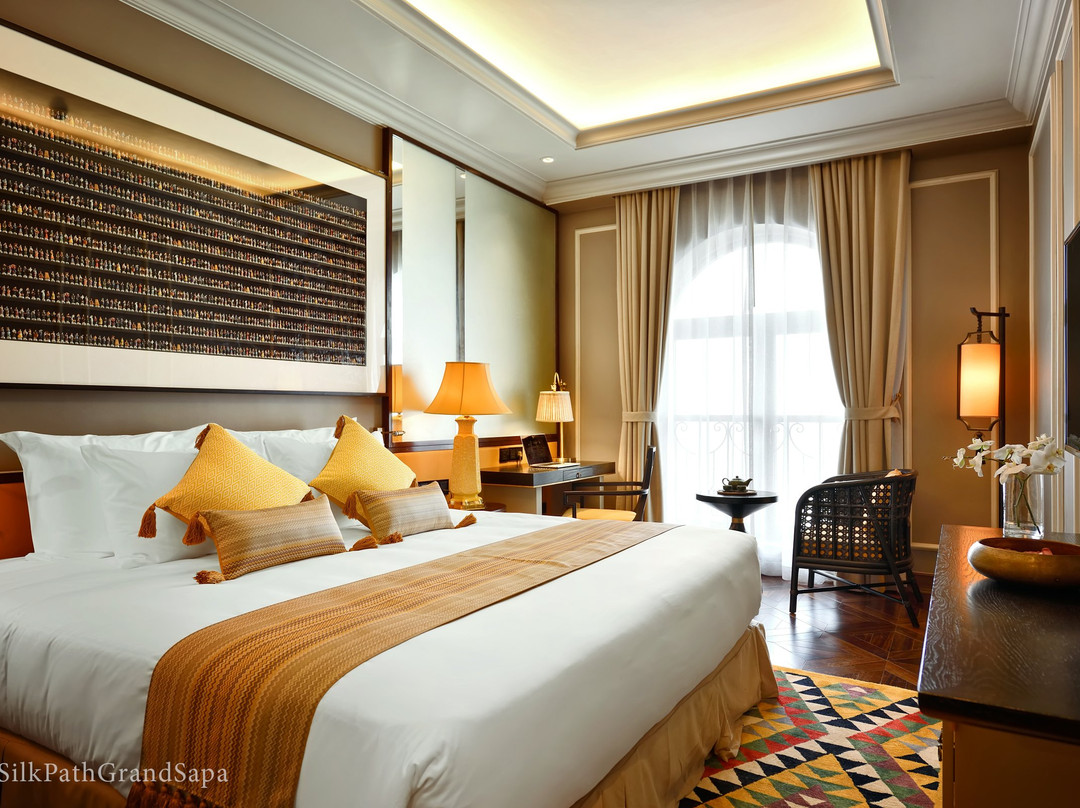 Silk Path Grand Sapa Resort & Spa主图