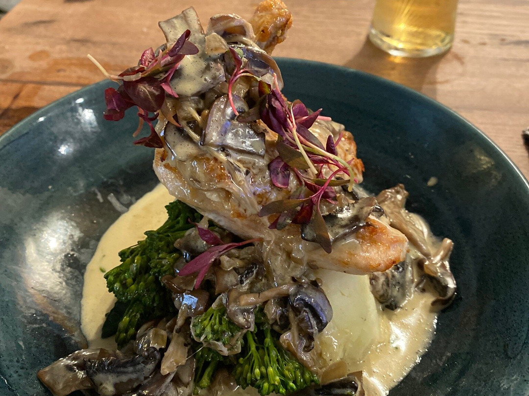 Molesworth Arms Hotel主图