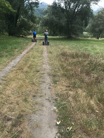 Gyropode Pyrénées-Lau-Balagnas必去景点