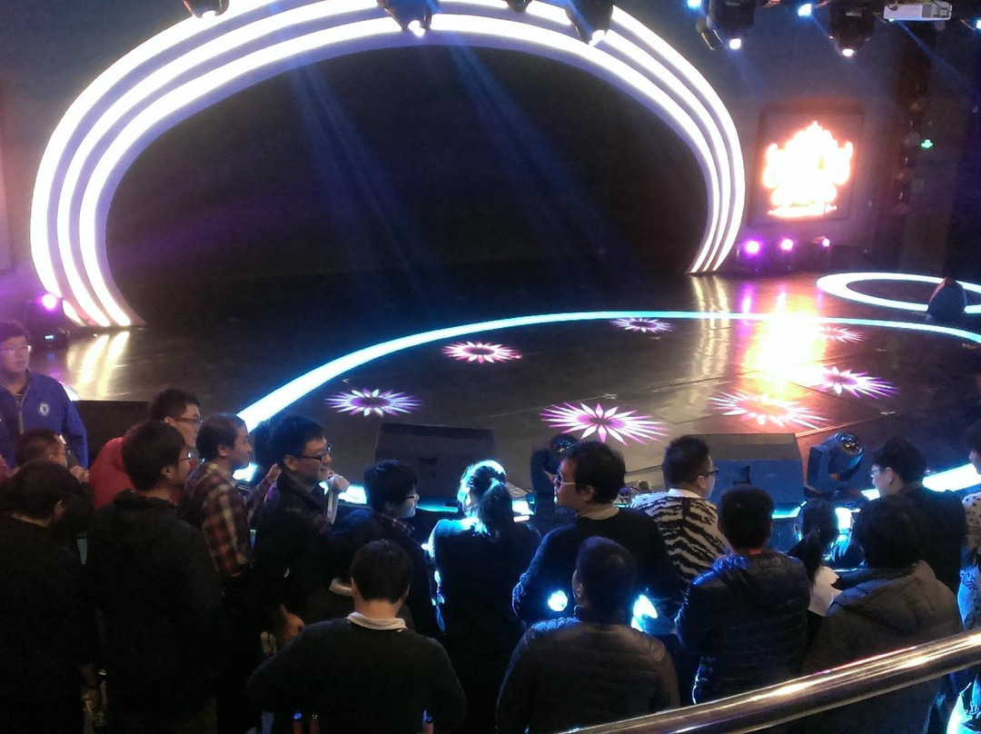 SNH48星梦剧院-上海市必去景点