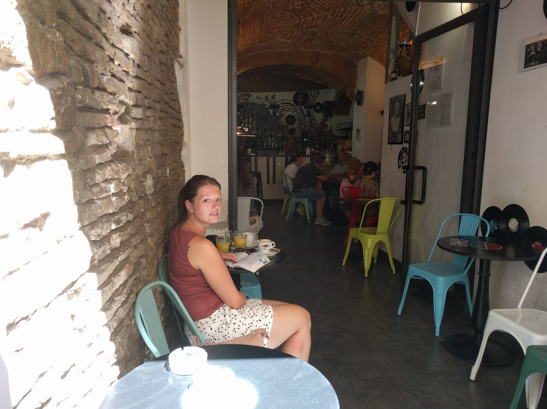 San Martino alla Palma餐馆和美食-Il Vinile