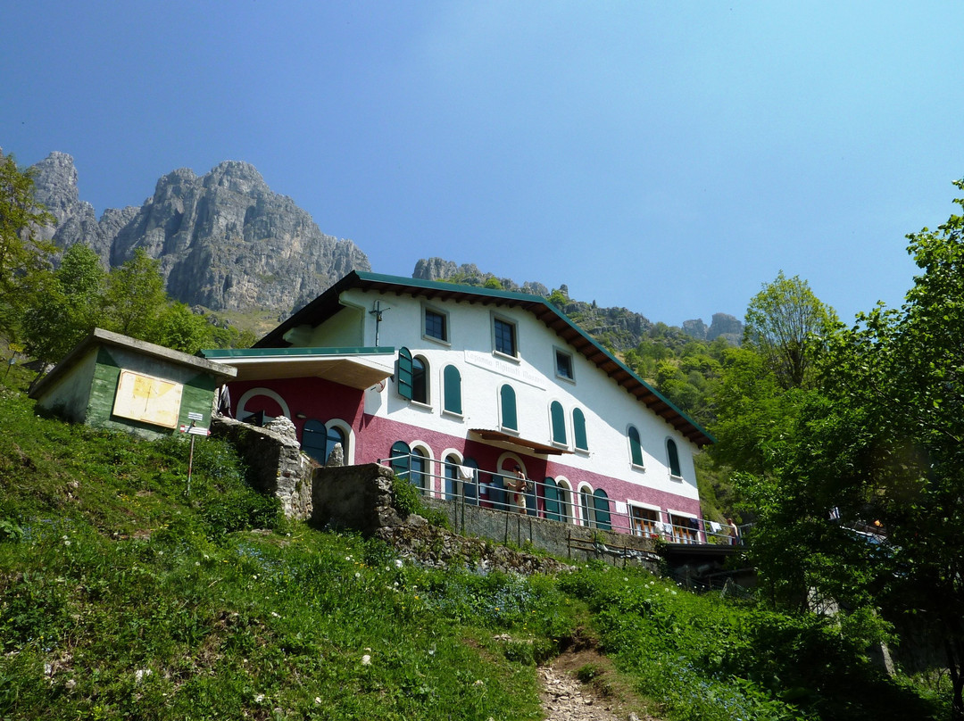 Morterone餐馆和美食-Capanna Alpinisti Monzesi