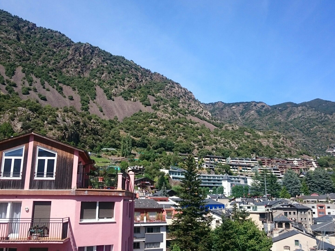 巴里安蒂克旅馆&酒吧