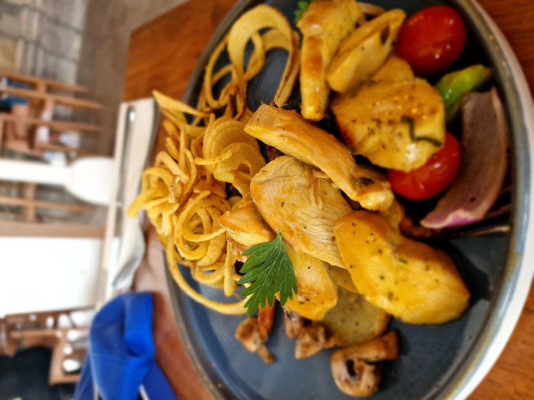 Current - Social Club & Kitchen