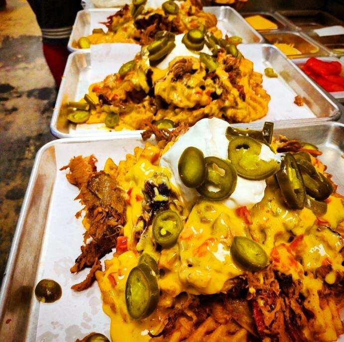 Porky's Smokehouse And Saloon