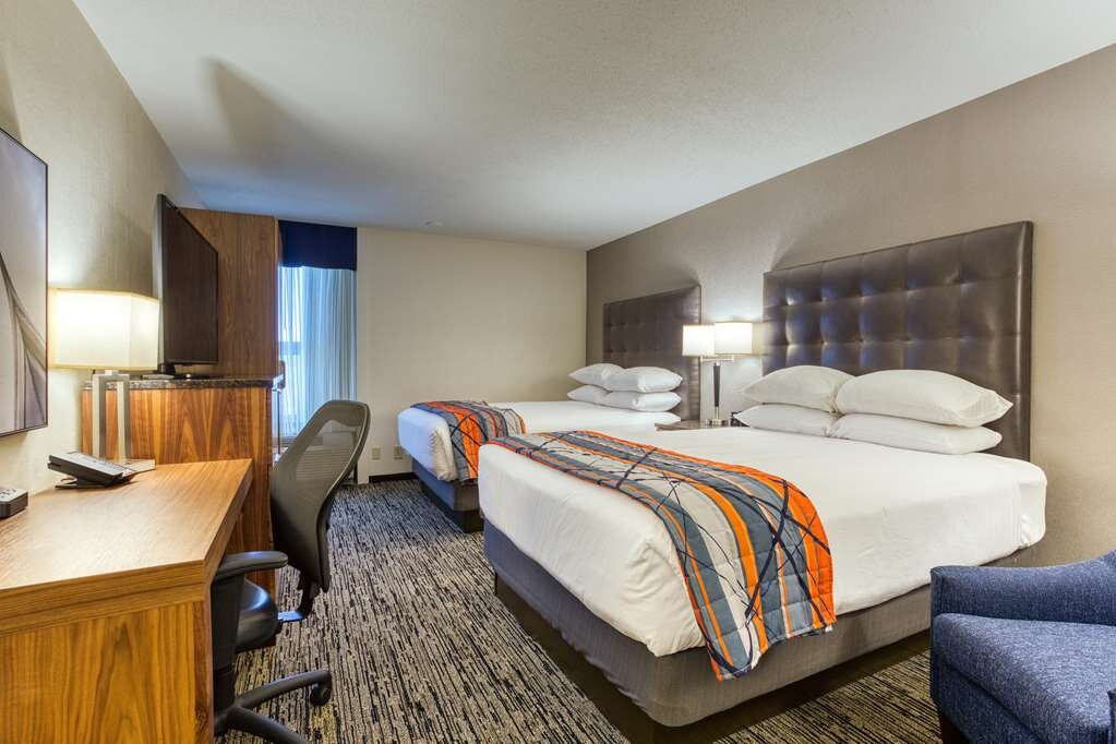 Drury Inn & Suites St. Louis Collinsville主图