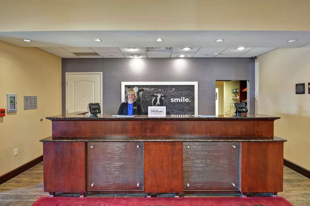 Hampton Inn & Suites Peoria At Grand Prarie主图