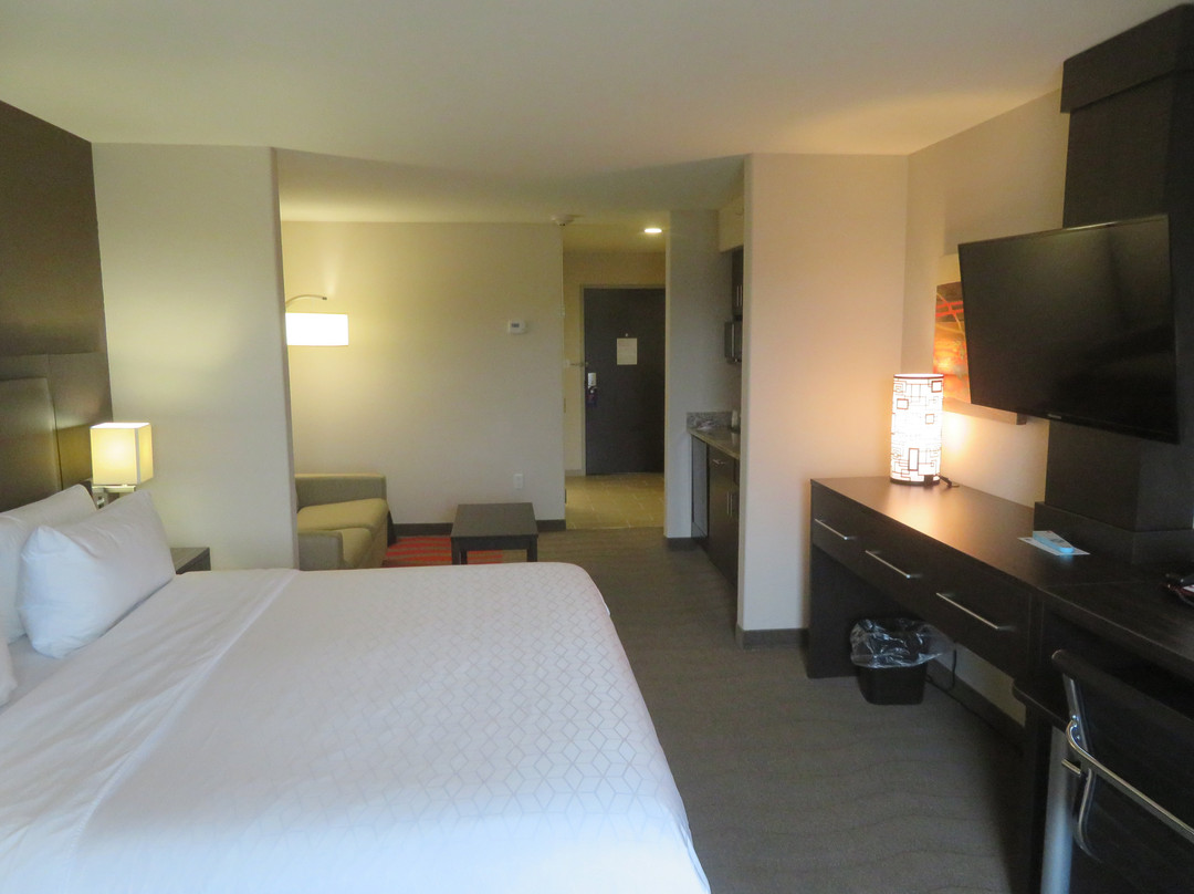 Holiday Inn Express & Suites Glasgow By IHG主图