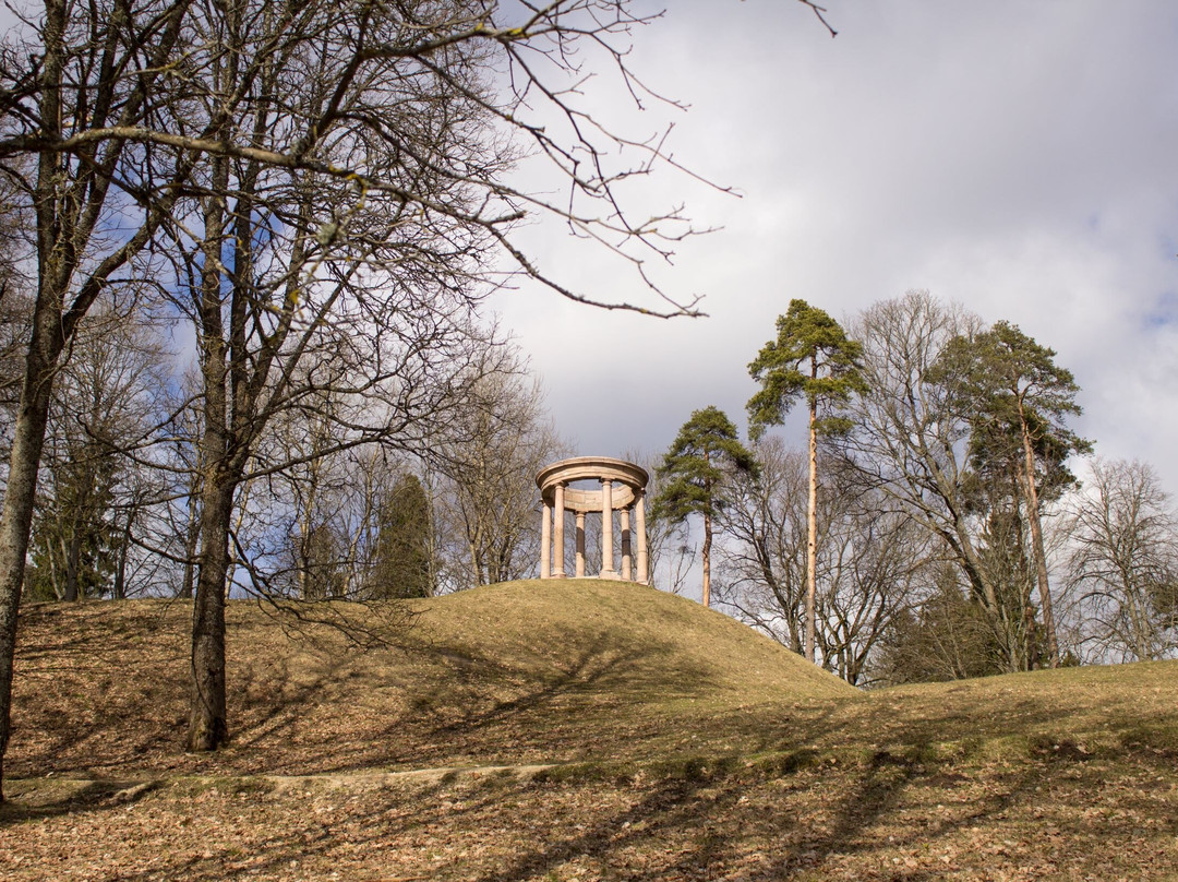 Aluksne旅游景点-Temple Hill
