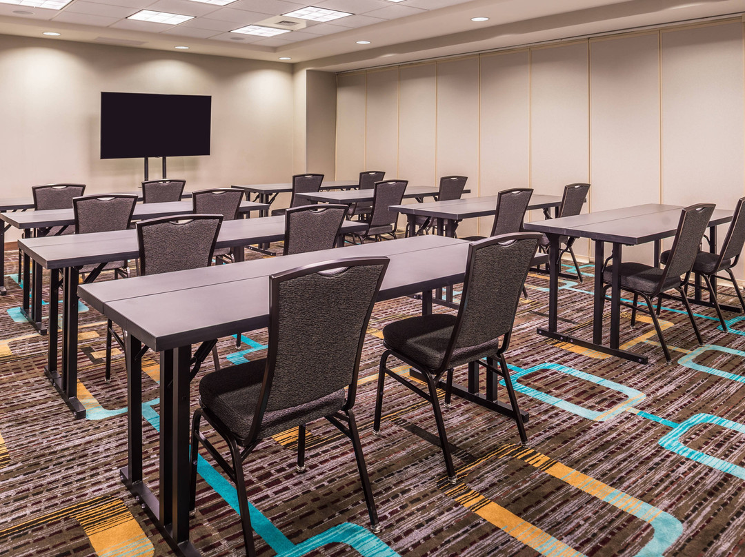 Residence Inn St Louis Westport主图