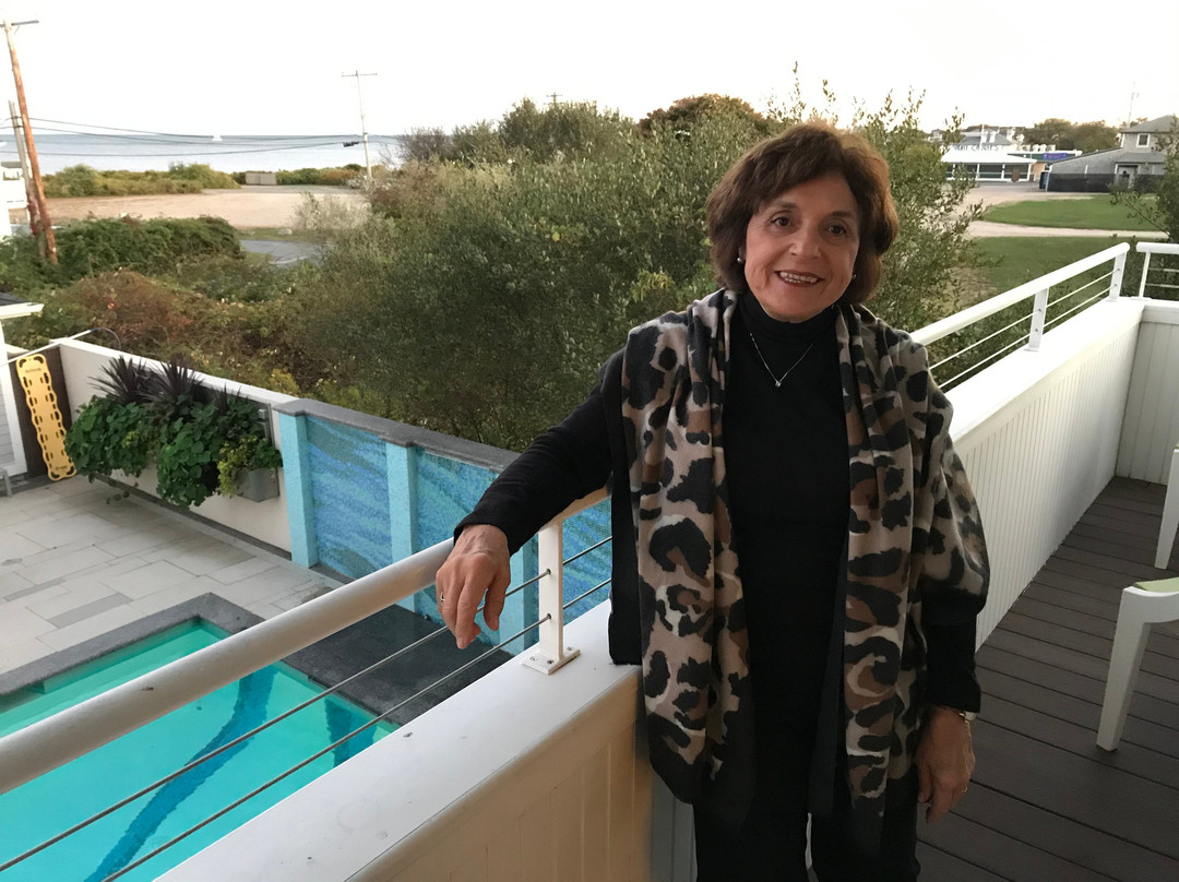 The Break Hotel主图