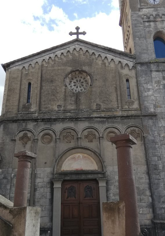 Chiesa di San Michele Arcangelo-Aritzo必去景点