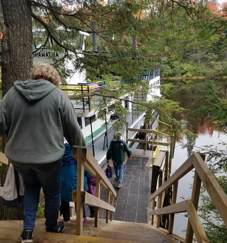 Toonerville Trolley Train and Boat Tours-Soo Junction必去景点