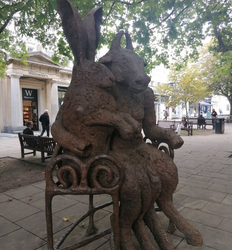 The Minotaur and the Hare-切尔滕纳姆必去景点
