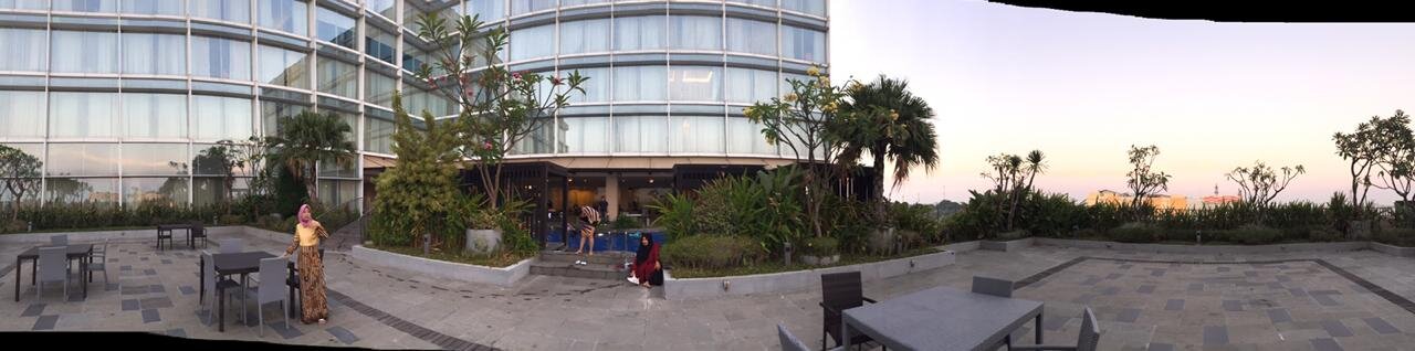 The Luxton Cirebon Hotel & Convention-浴室