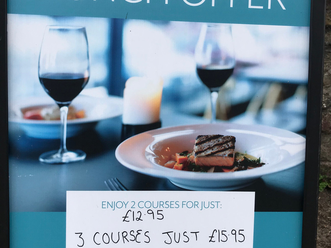 The George Hotel主图