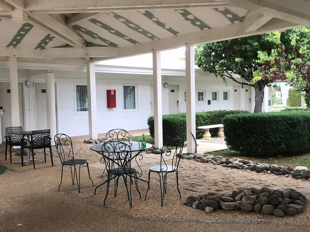 Hôtel Confort Le Moulin Rouge主图