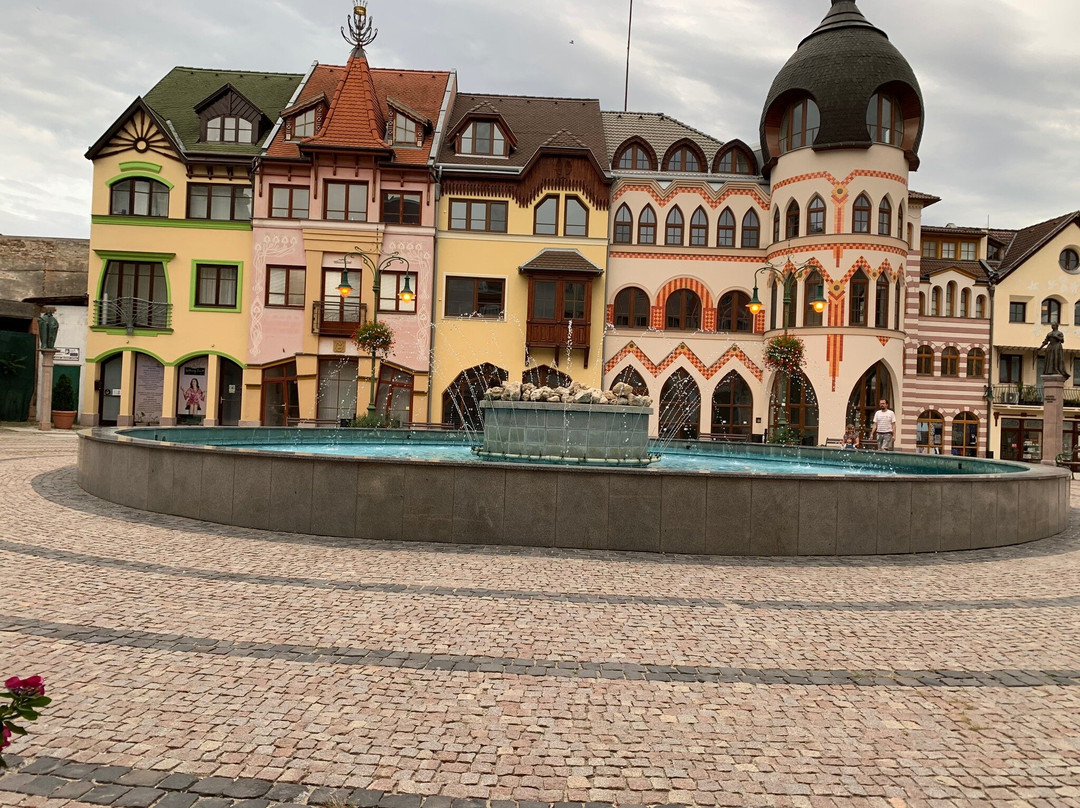 Courtyard of Europe-Komarno必去景点