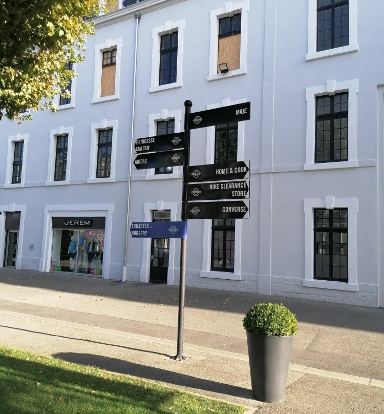 Marques Avenue Romans景点图片