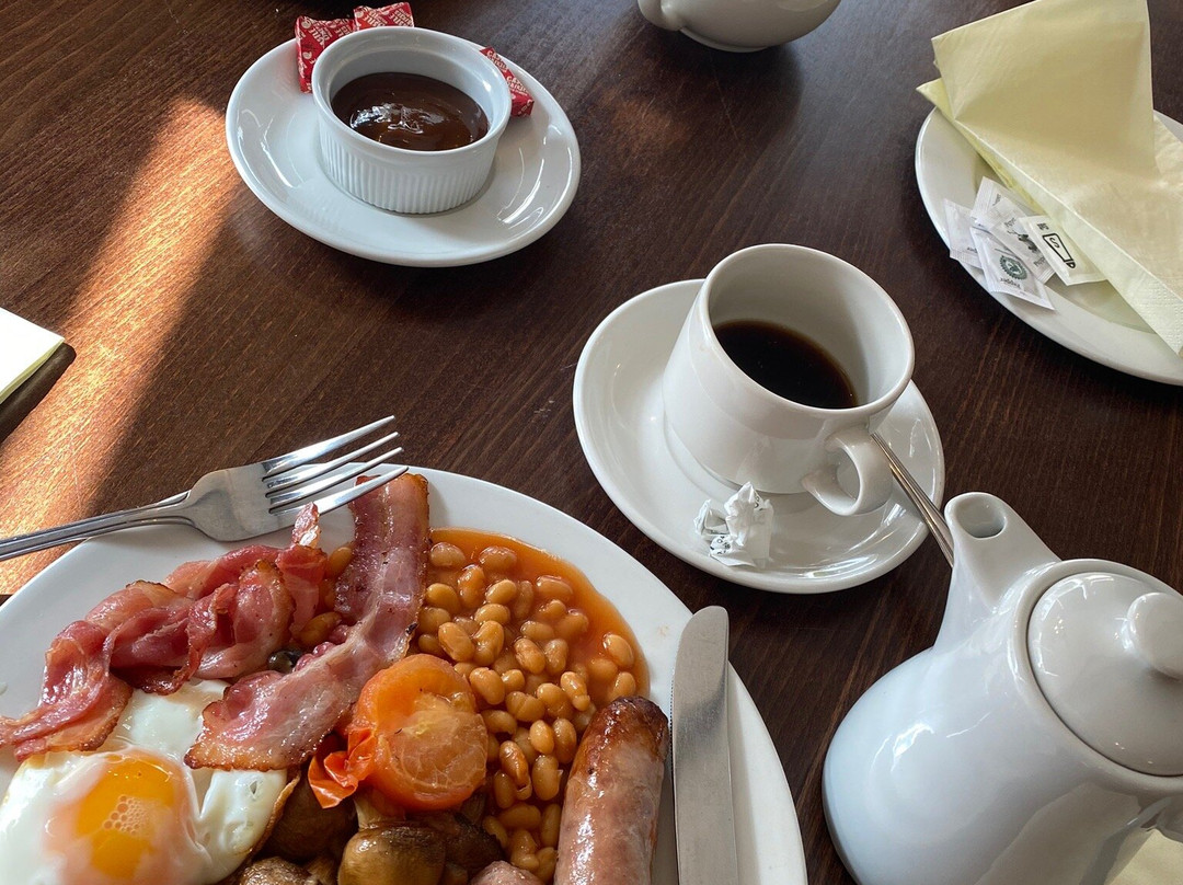 皇家白狮酒店主图