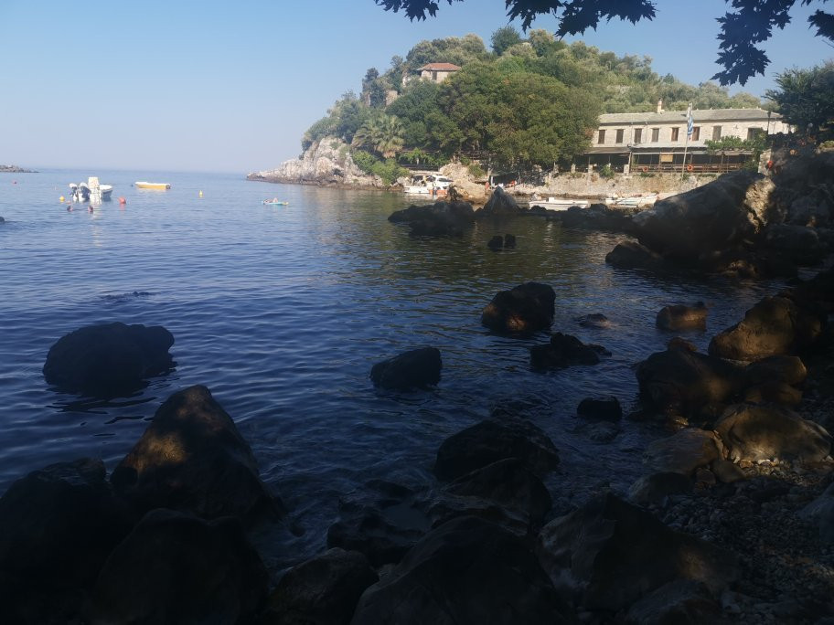 Damouhari port-Mouresi必去景点