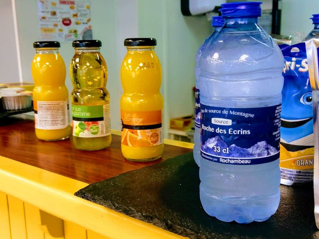 佩皮尼昂法斯特酒店主图