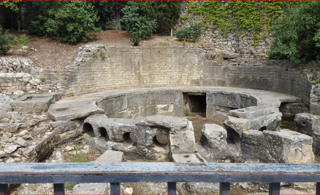 Castellum Aquae-尼姆必去景点