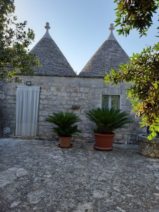 Trulli Convertini-官方