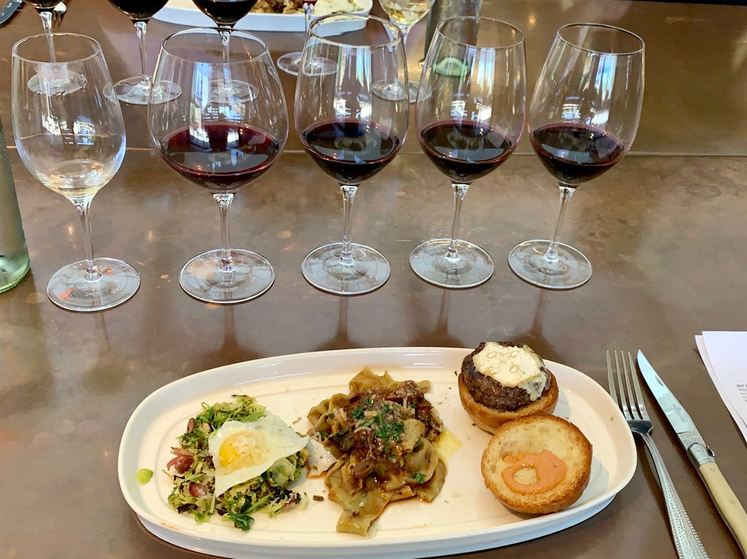 Moone Tsai Wines景点图片