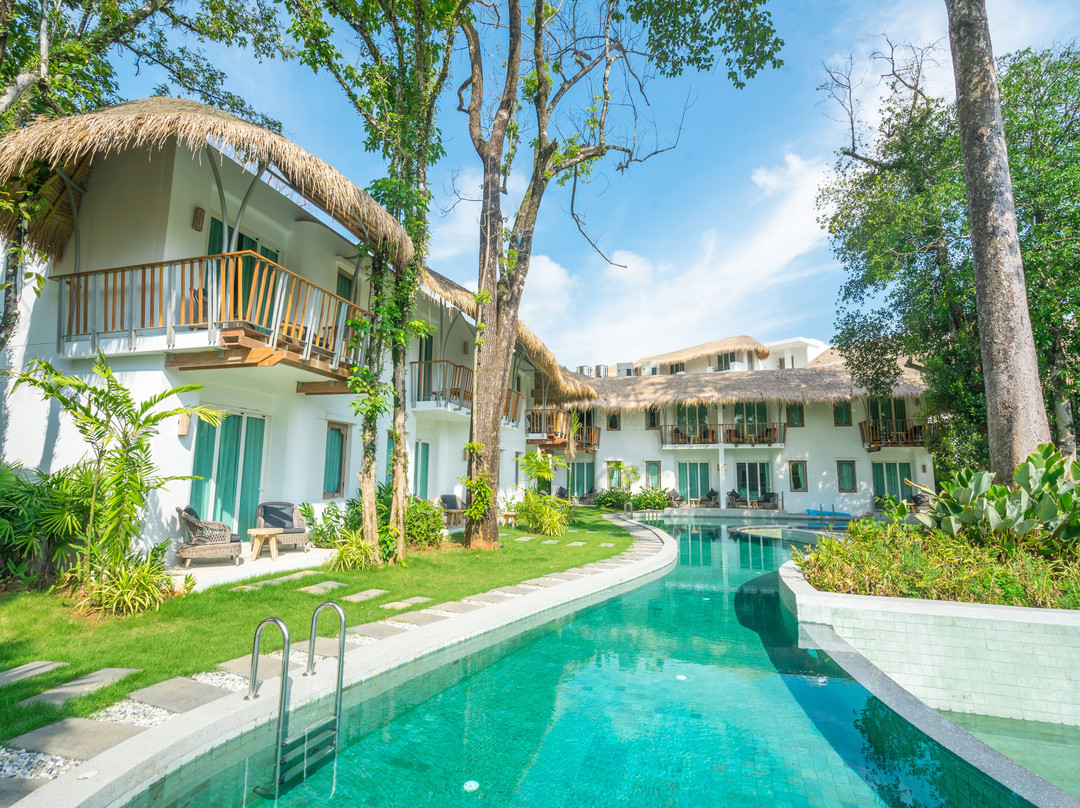 Eden Beach Khao Lak Resort & Spa主图