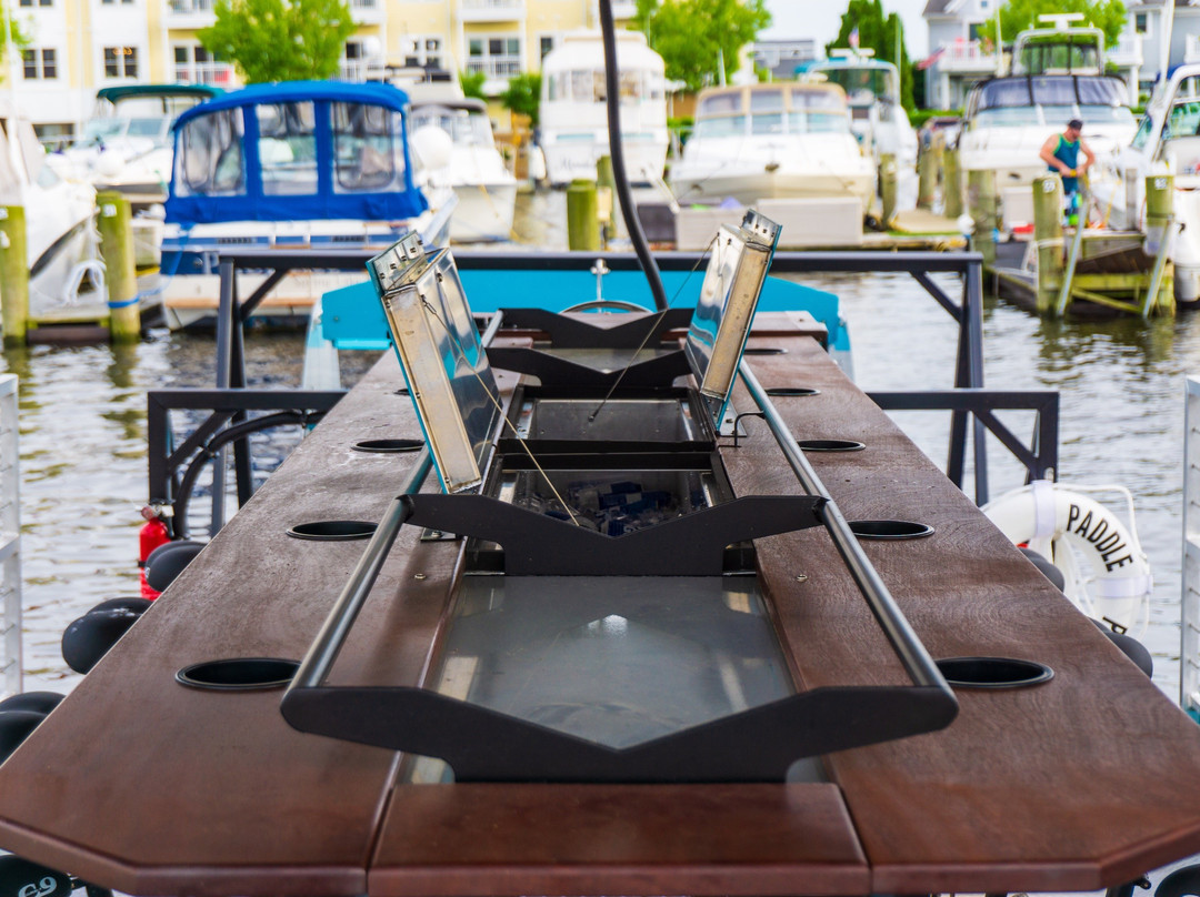 Grand Haven Cycleboat-格兰德黑文必去景点